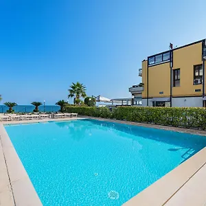 Residenza Miralago Ii By Wonderful Italy Desenzano del Garda
