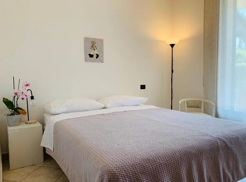 Casa Ulivi Blu Apartment Desenzano del Garda Italy